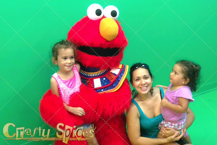 Pictures with Elmo at Busch Gardens
