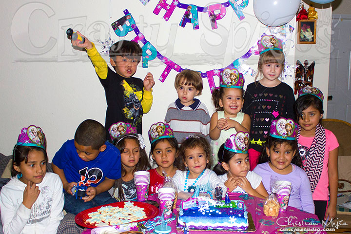 Boy and Girls gathered together around the #DisneySide Cake Table Boy and Girls gathered together around the #DisneySide Cake Table