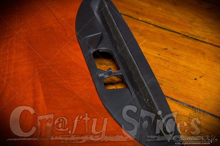 Media slot for tablets or e-reader Media slot for tablets or e-reader