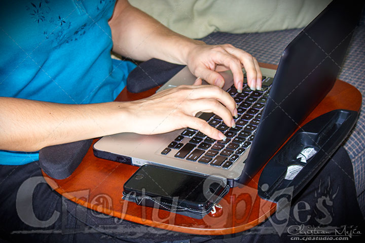 Using the Smart Media Desk to work on the Computer