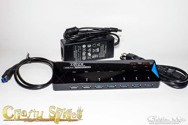 Liztek HB7-3200 USB 3.0 7-Port Hub and cables