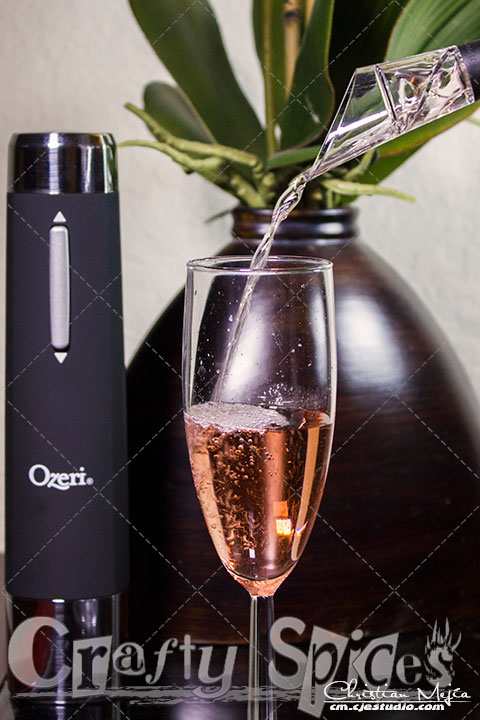Ozeri OW05A Prestige Electric Wine Bottle Opener wine aerator in use