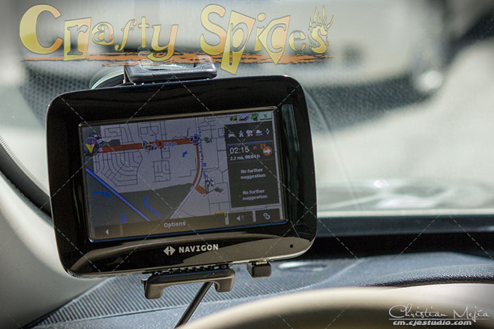 TaoTronics® Universal Windshield and Dashboard Car Mount Cradle Holder - with a Navigon GPS