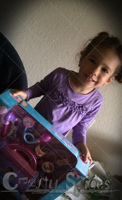 Kira with her new Doc McStuffins Set Kira with her new Doc McStuffins Set