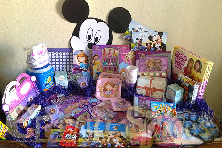 @Home Disney Side Celebration Kit