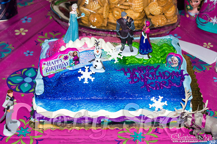 Frozen theme #DisneySide Birthday Cake