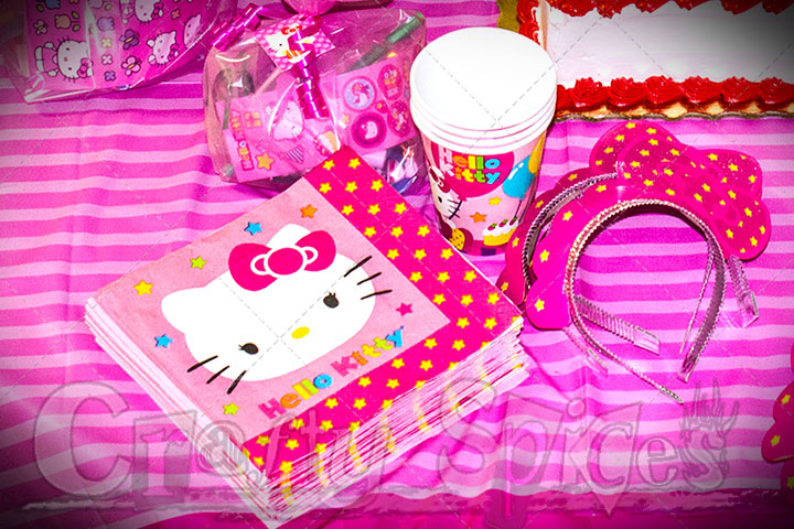 Hello Kitty Napkins, cups and more!