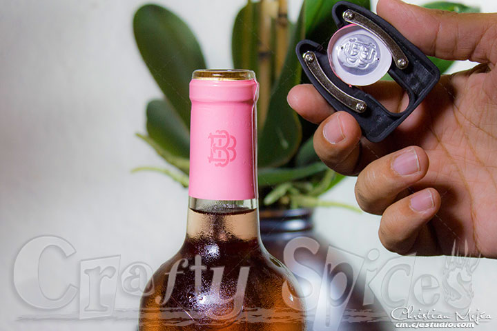 Ozeri OW05A Prestige Electric Wine Bottle Opener foil cutter cut